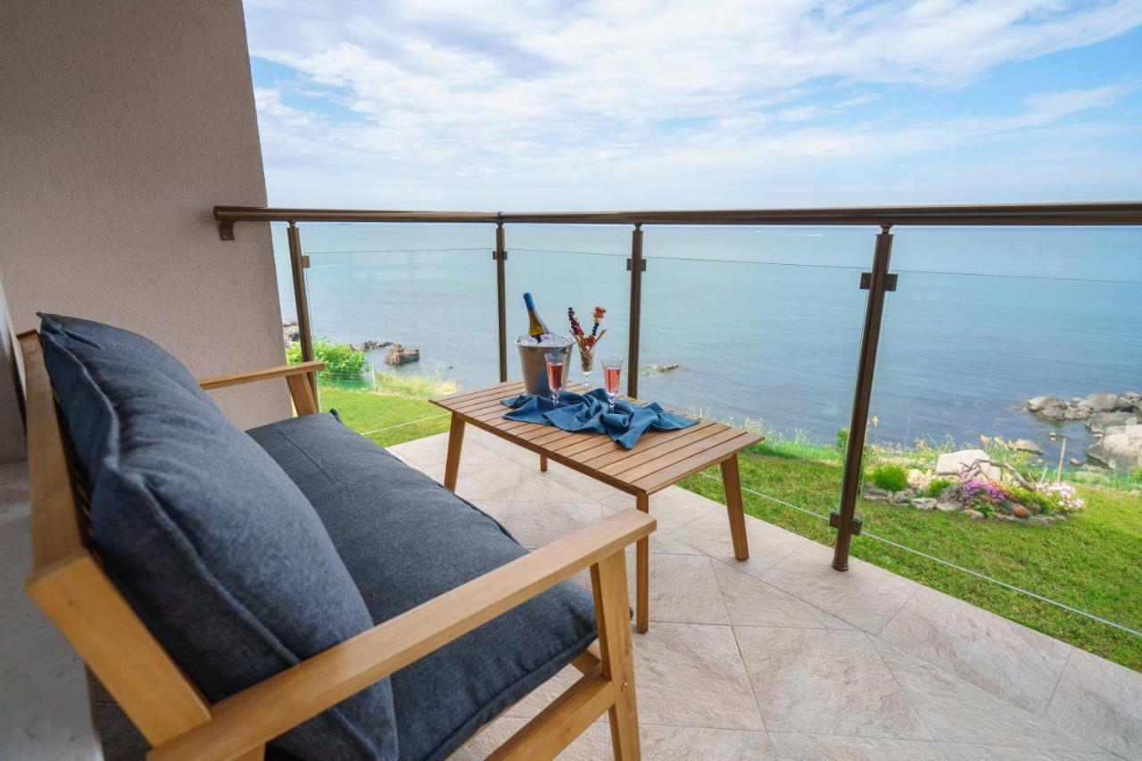 Dolphin Bay Boutique Complex Sozopol Hotel Exterior foto